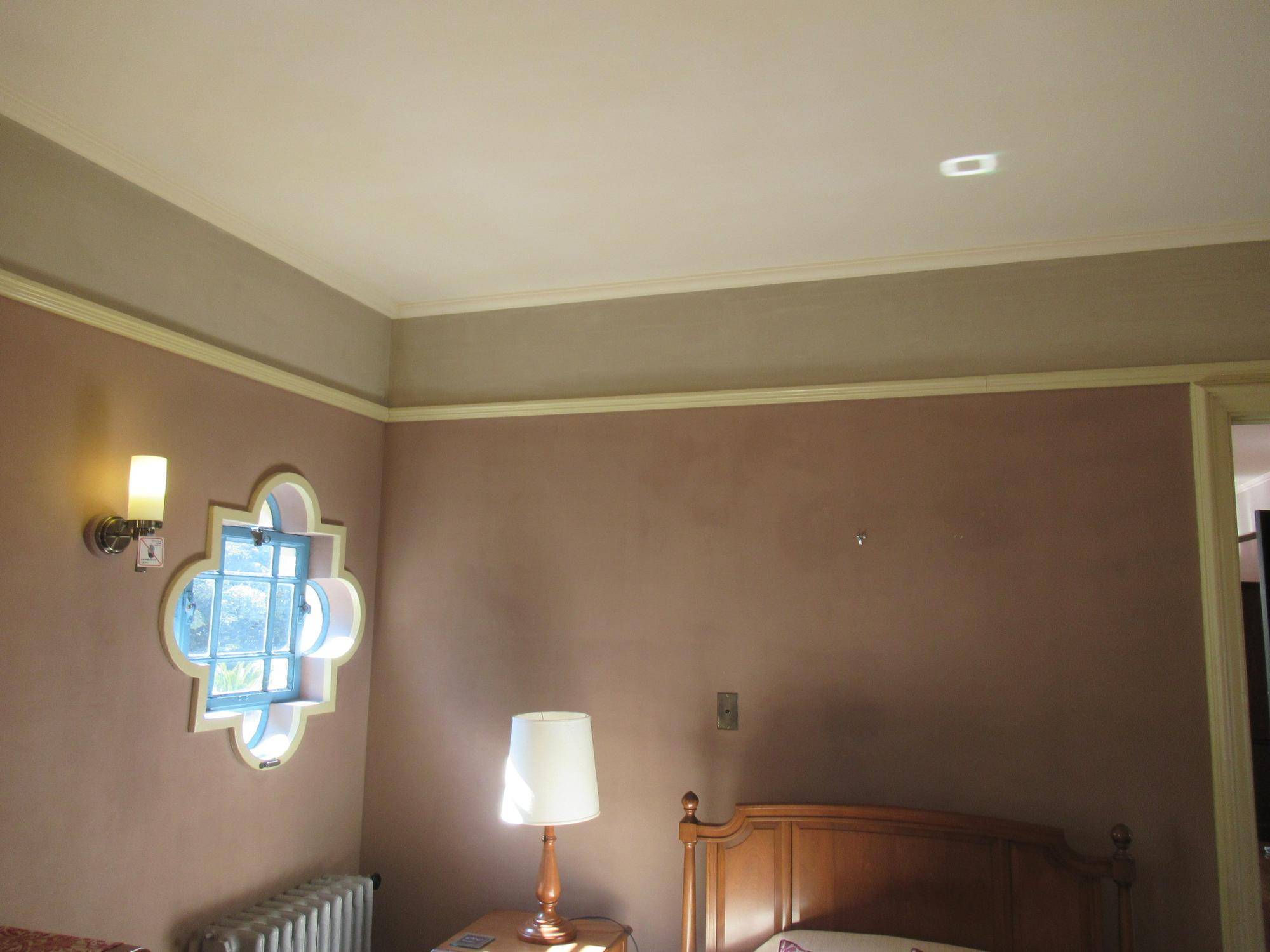 0209【ベーリック】陽の光の反射と影 (夫人寝室).JPG