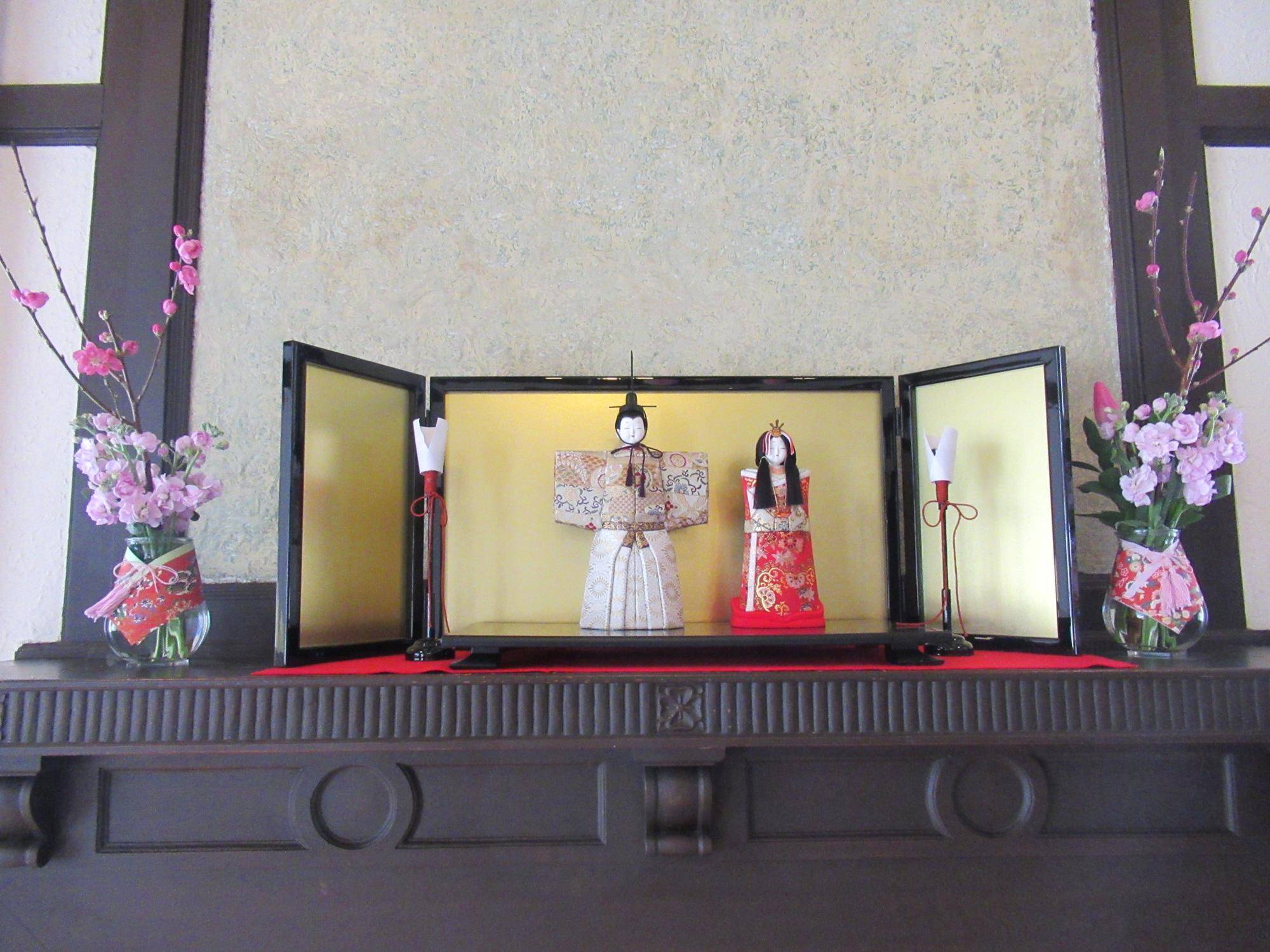 【ベーリック】桃の節句装飾 (暖炉).JPG