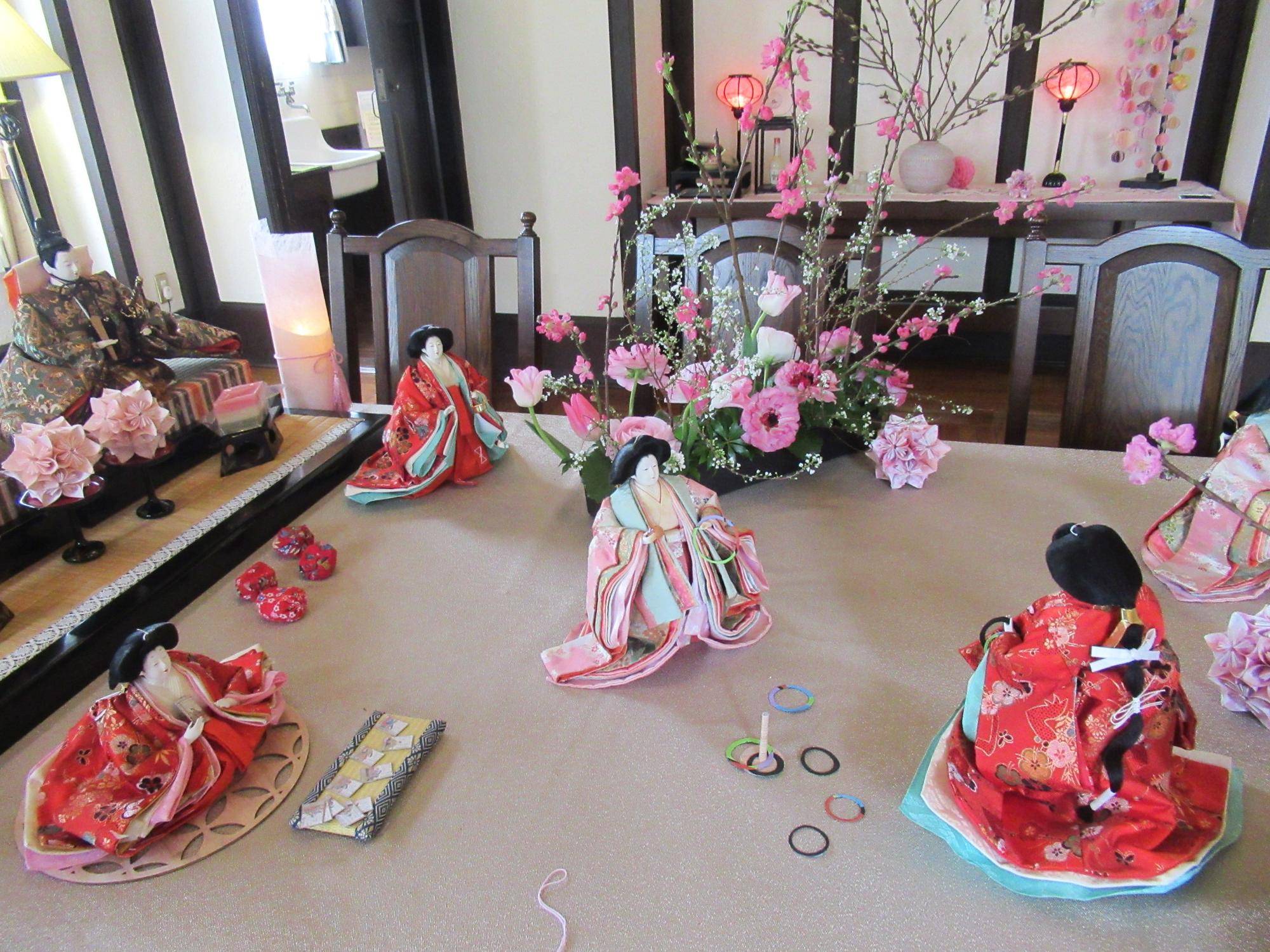 【ベーリック】桃の節句装飾 (かるた).JPG