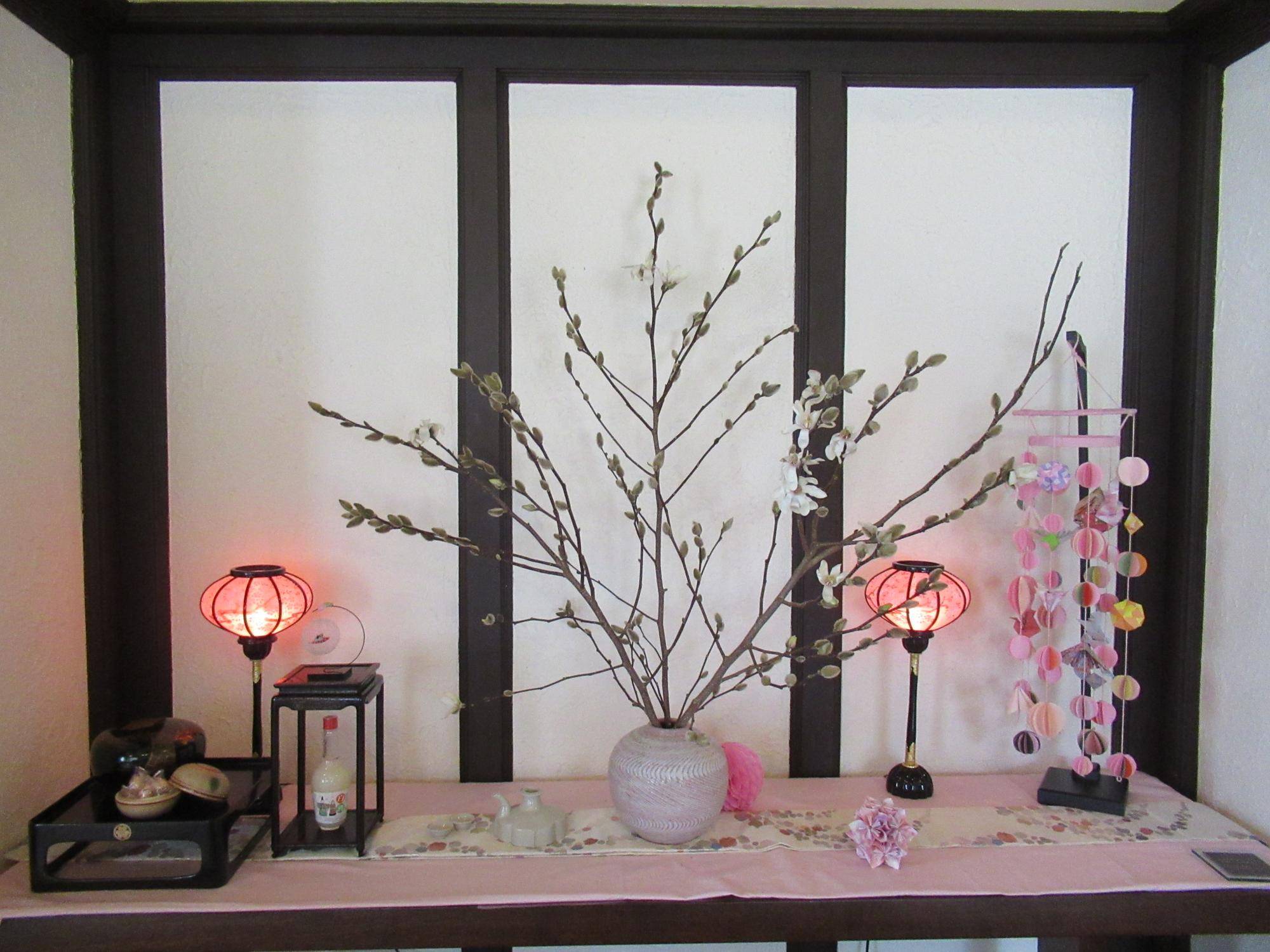 【ベーリック】桃の節句装飾 (アルコーブ).JPG