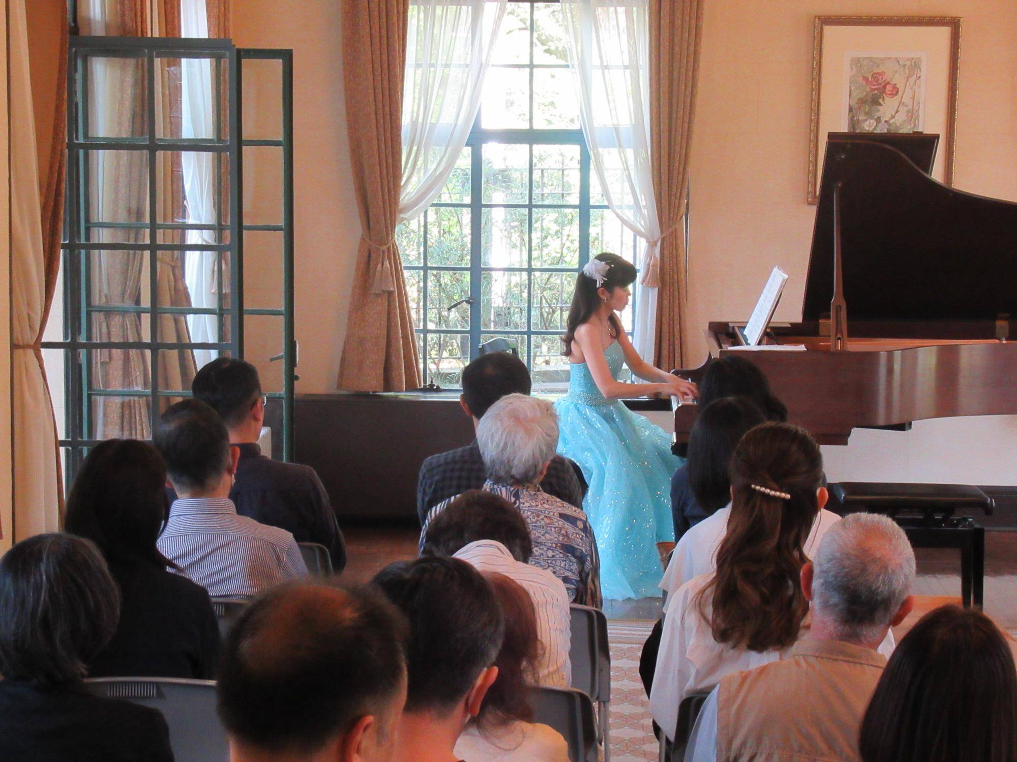 0414【ベーリック】 リビングコンサート (2).JPG