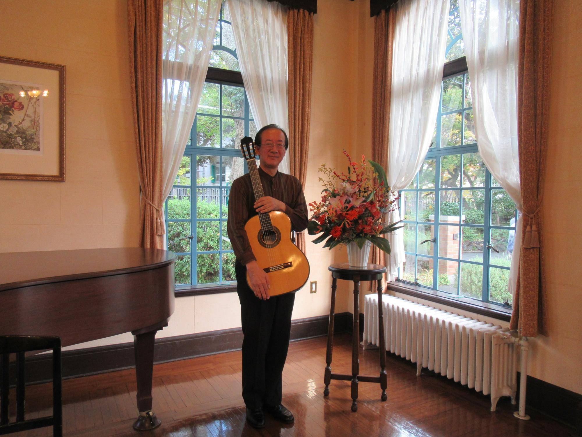 1116【ベーリック】ボランティアコンサート (2).JPG