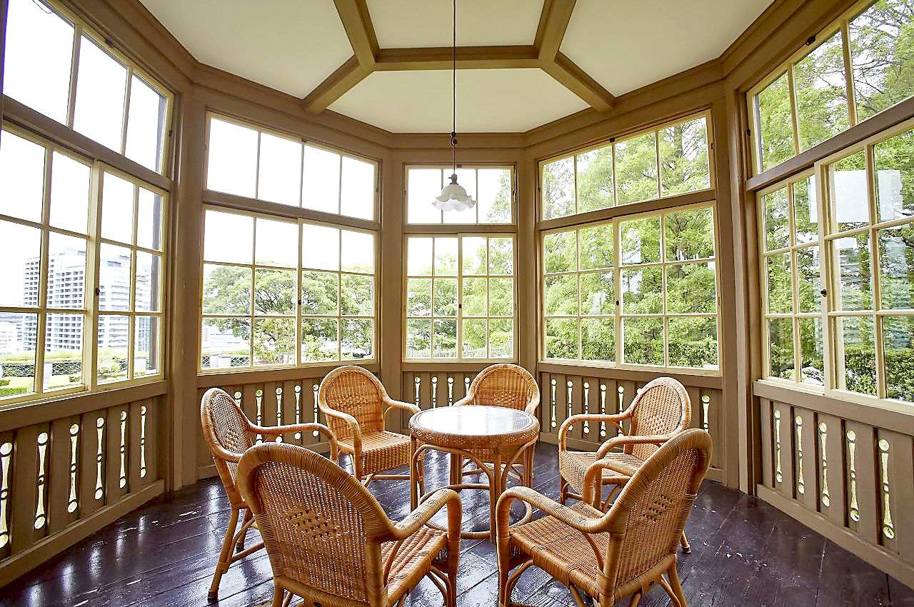 gaikoukan_sunroom_2.jpg