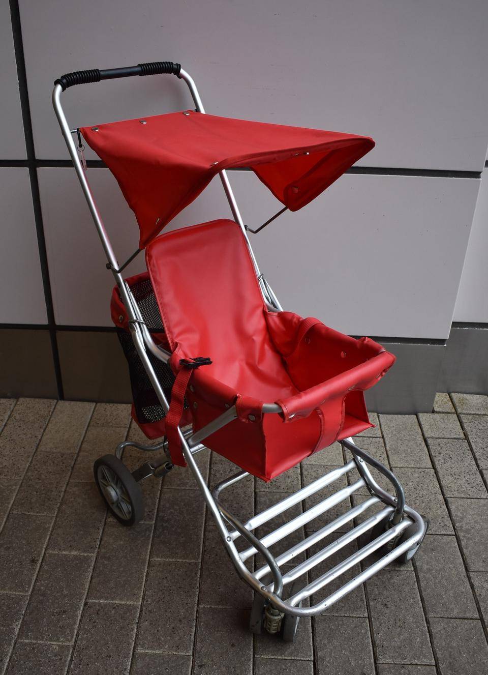 現在の貸出しベビーカー.jpg