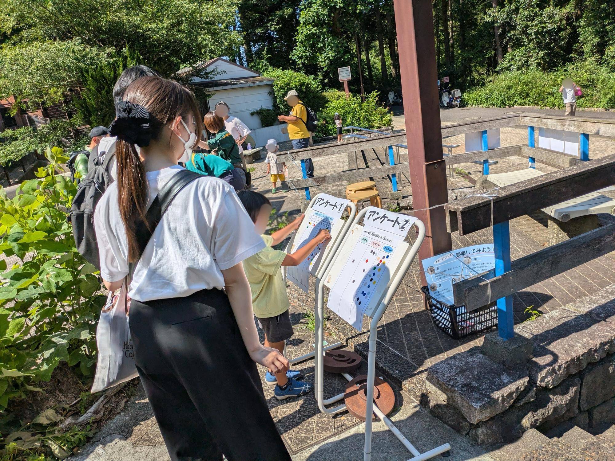 5-2 アンケート参加の様子.jpg