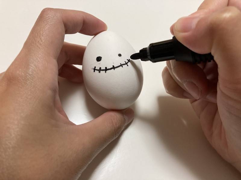 万騎が原『飼育員さんといっしょ～2021ハロウィン～』 「油性ペンで下書きをなぞる」.jpg