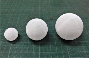 眼球の模型を作ってみました