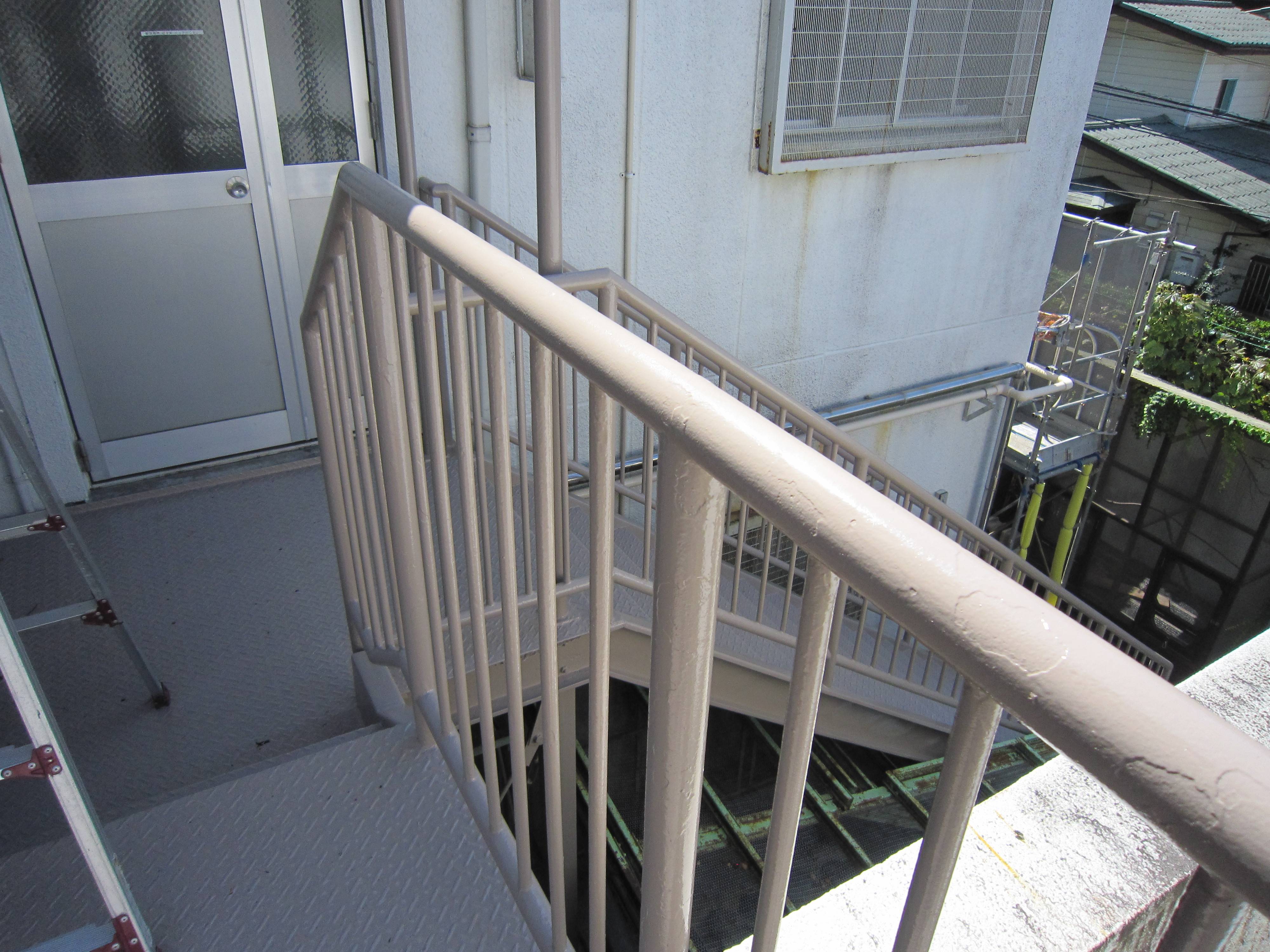 ただいま工事中 その6~階段の工事が終わりました~の写真