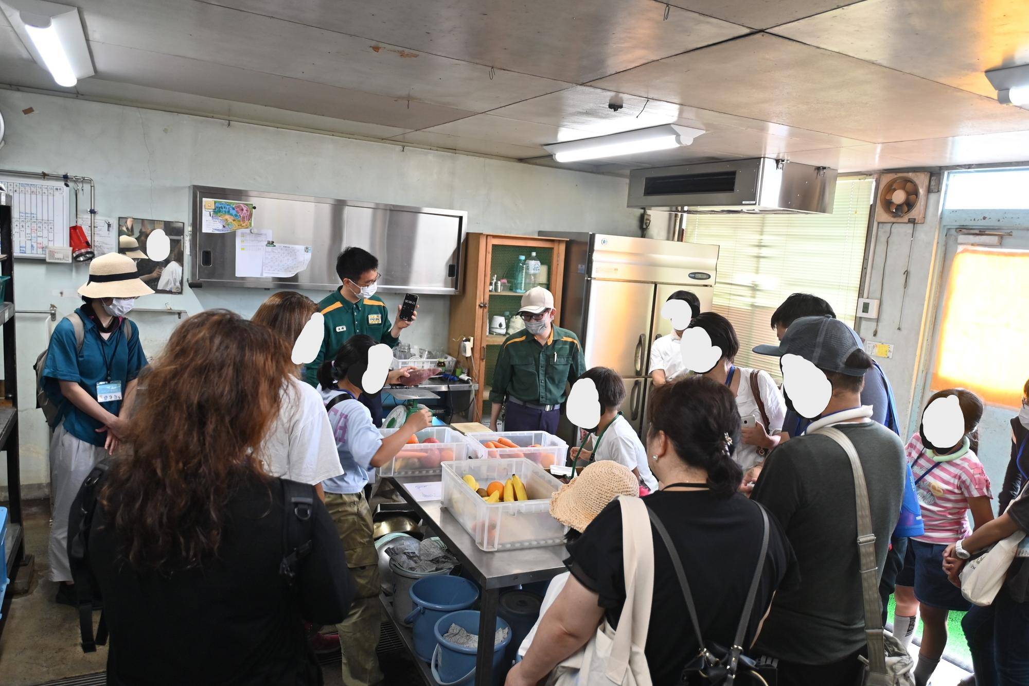 台所ツアーの様子.jpg