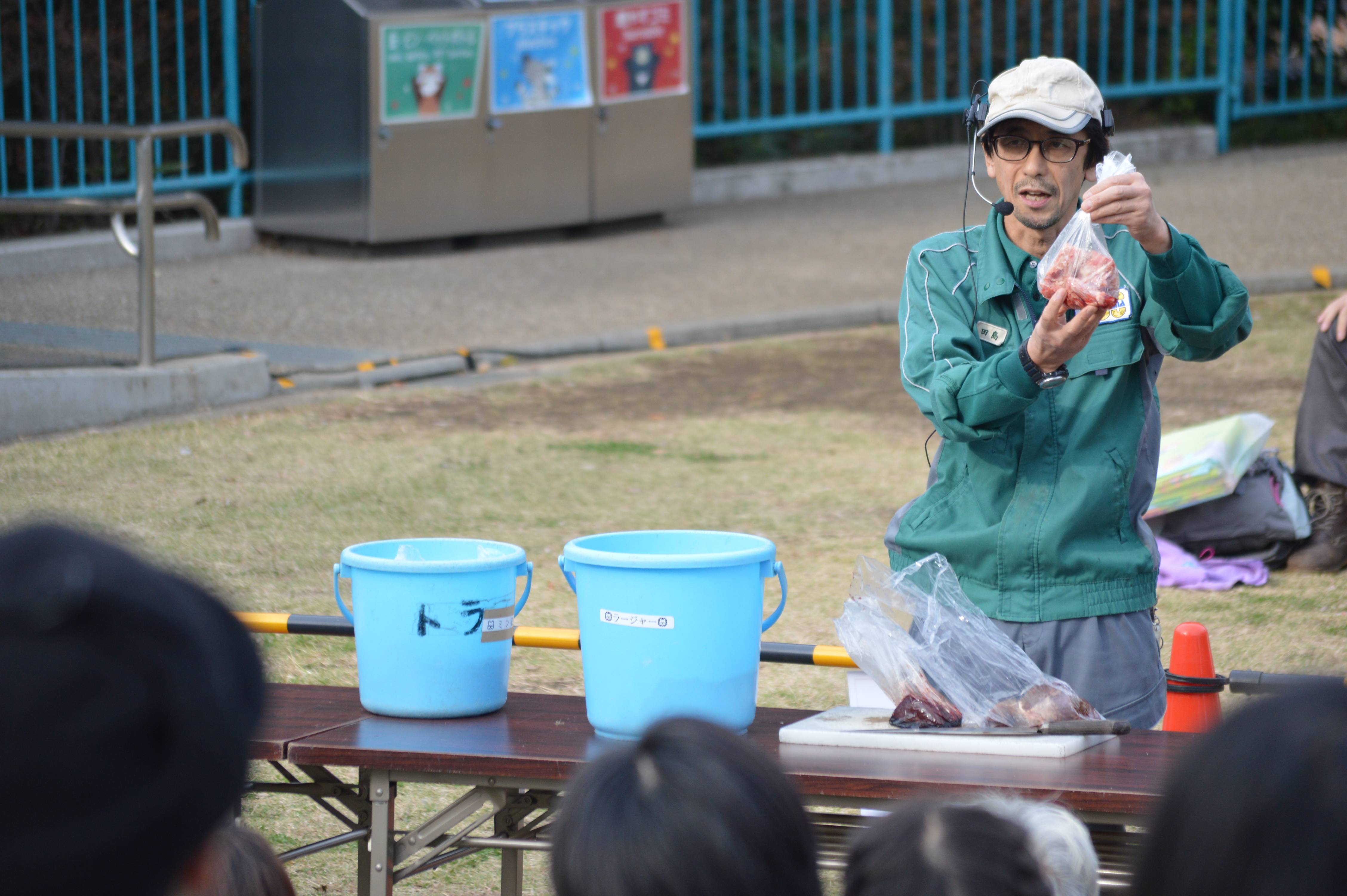 餌づくりライブ.jpg