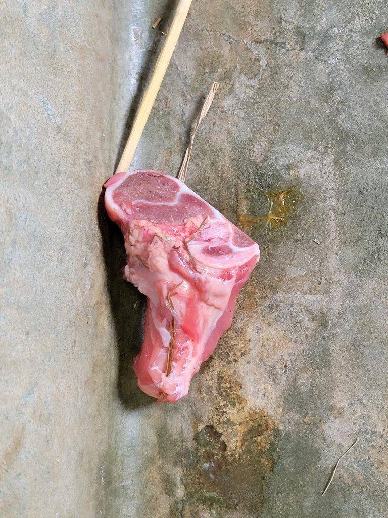 翌朝に残った骨