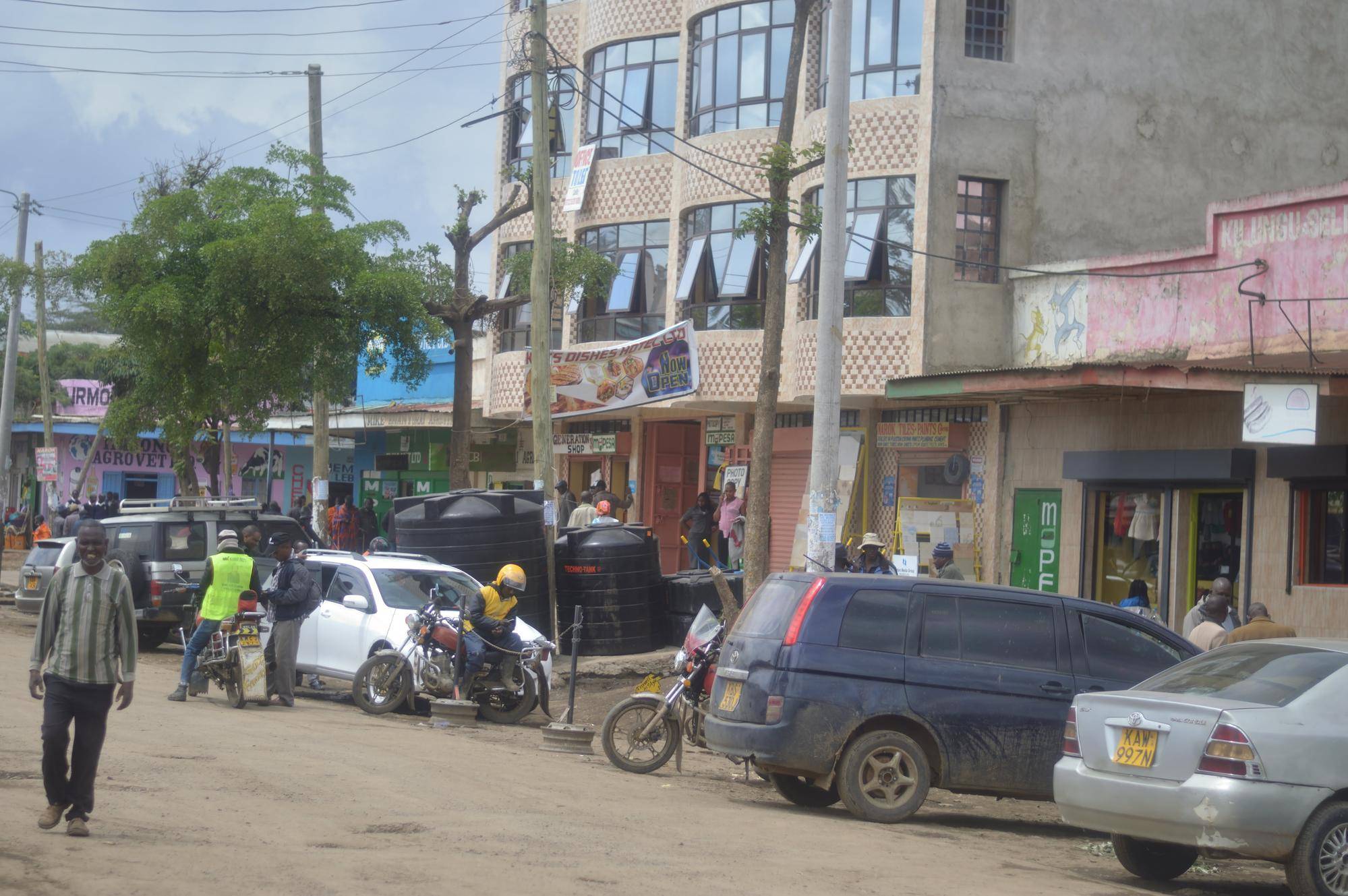 ケニアの街中②.jpg