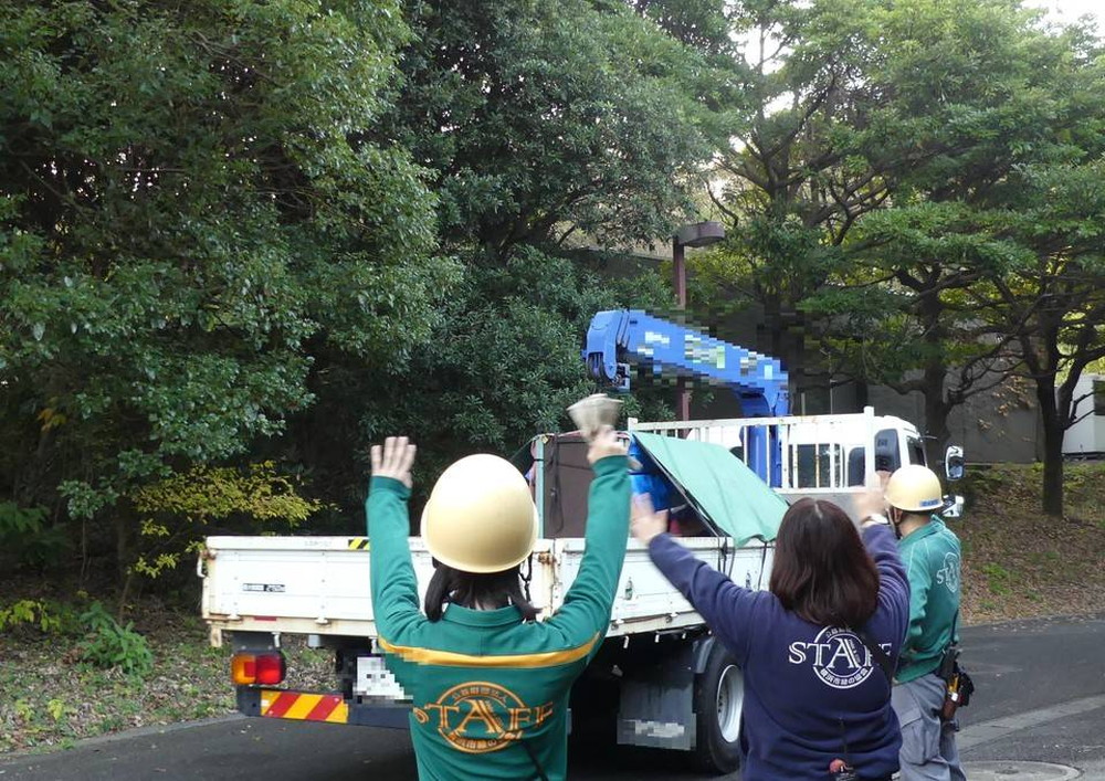パンプ搬出当日の写真