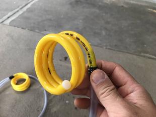 これな〜んだ？？