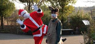 ズーラシアにサンタさんがやってきた！