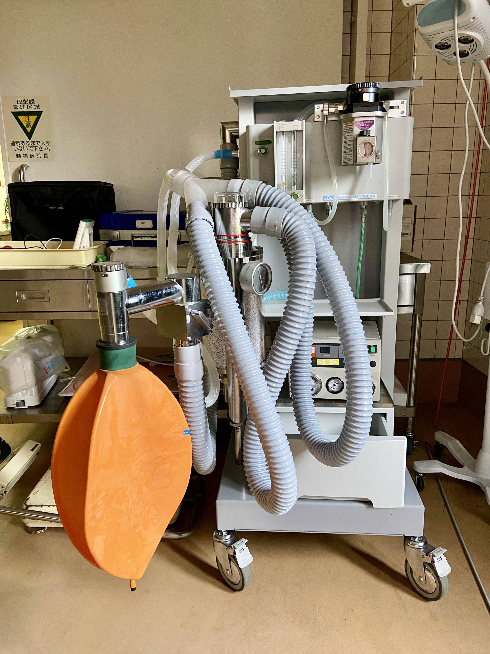 大型動物用麻酔器.jpg