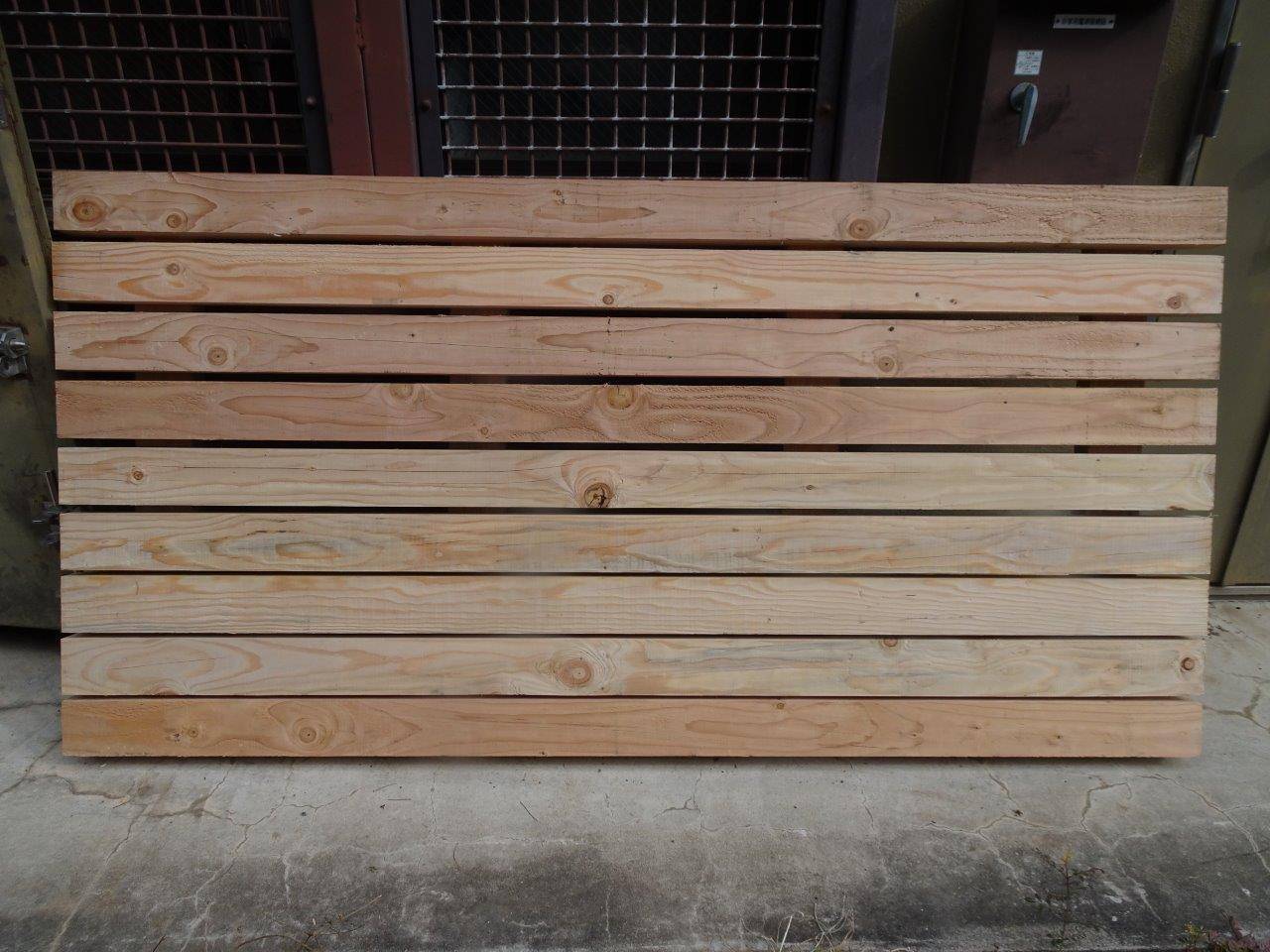 完成したスノコ